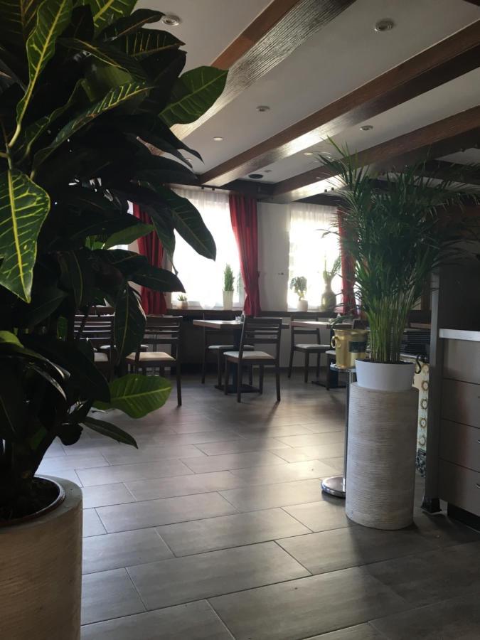Hotel Zur Sonnenalb Sonnenbühl Exterior foto